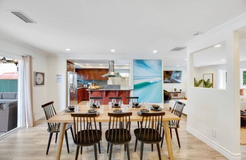 Del Obispo Casa | 462) Huge home with Pickleball court and Pool!