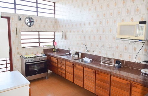 Aguas de Lindoia Cabaña | Enorme casa para toda la familia en Águas de Lindóia