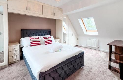 Middleton Apartamento | Huge House - Free Parking - 4 bed 3 Bathroom - Leeds