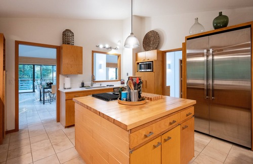 Macatawa Casa | Huge Mid Century Beach Home w/Beach Access