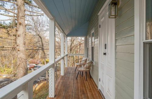 Rosendale Casa | Huge Modern Chalet on Trestle Trail New Paltz & Rosendale