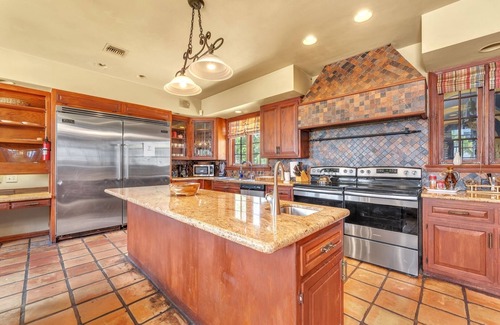 Hollywood Lakes Cabaña | Huge Pool 6 Bedrooms 20 People Beach