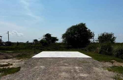 Crystal Beach Alquiler De RV | Huge RV Campsite less than a mile from the beach!