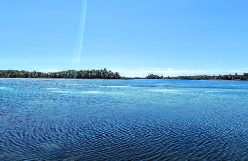 Gravenhurst Cabaña | Huge Sandy Beach Cottage - 90 min from GTA
