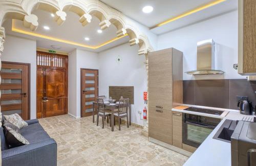 Birgu Casa | Hughesville Birgu