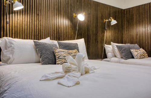 Birgu Casa | Hughesville Birgu
