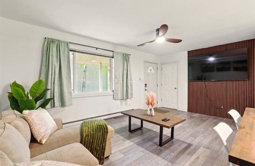 University Area Casa | Hugs In The Dusk - 2 Beds 1 Bath unit—one side of a duplex in Midtown Anchorage.