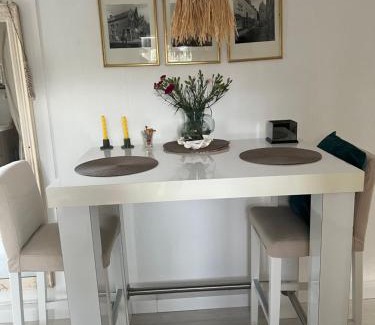 Kortenhoef Apartamento | Huisje op de dijk