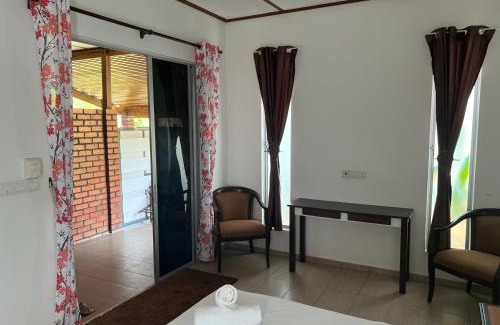 Kampung Kedawang Cama Y Desayuno | Hujung Kampung Resort