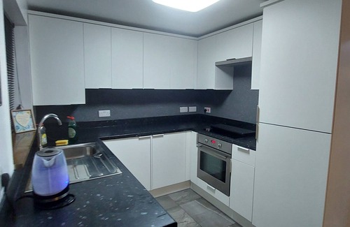 Hull Casa | Hull 3bed House-driveway-garden-familyfriendly