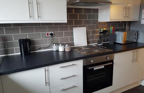 Hull Old Town Apartamento | Hullidays - 'Old School Penthouse' Trinity Square