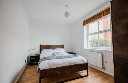 Hull Apartamento | Hullidays Victora Dock- refurbished 2024