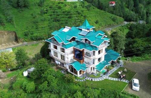 Theog Casa | Humble Holiday Home Kufri S H I M L A with Lawn and Amazing View
