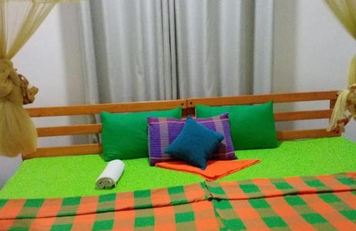 Sevanagala Cama Y Desayuno | Humming Birds Safari Resort