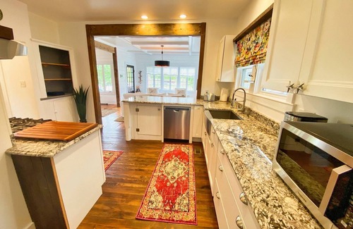 Cape Charles Casa | Hummingbird Cottage | Chesapeake Properties