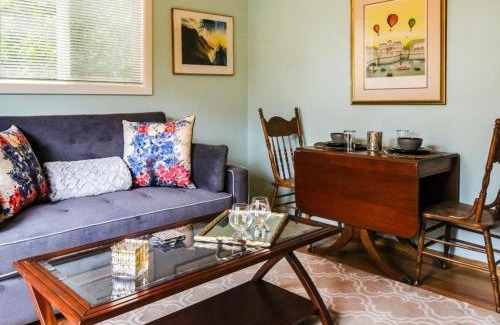 Santa Rosa Casa | Hummingbird Garden Retreat