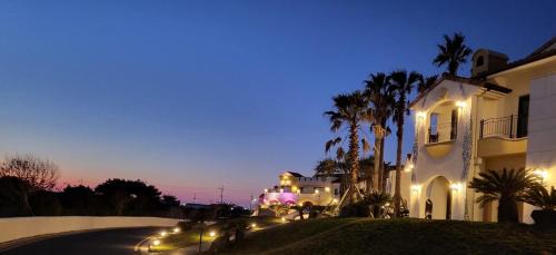 Jeju City Complejo | Hundert Hills