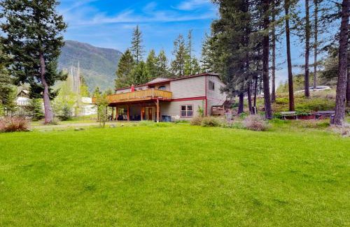 Whitefish Casa | Hungry Horse Hideout