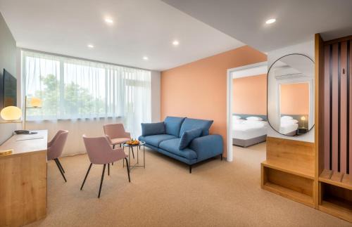 Hajduszoboszlo Hotel | Hunguest Hotel Béke