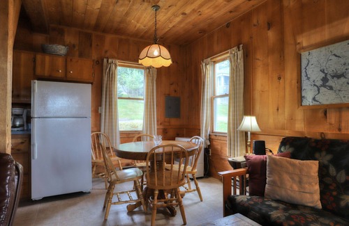 Rangeley Casa | ¡Hunter Cove Cabin # 4 en la comunidad de Hunter Cove Cabins!
