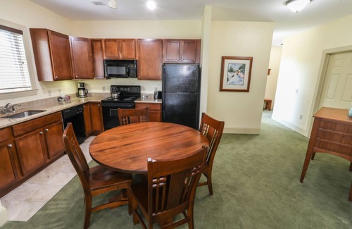 Hunter Condominio | Hunter Mountain 1BR Suite | Jacuzzi & Fireplace