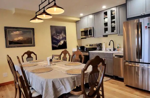 Hunter Casa | Hunter Mountain View Townhome/POOL!