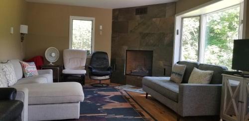 Hunter Casa | Hunter Mt Amazing Views Catskills! 5 Bedrooms! Best Choice!
