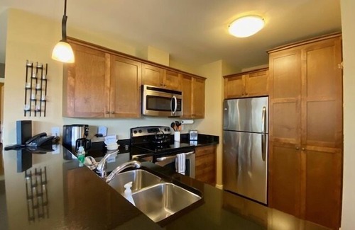 Golden Condominio | Hunter's Hideaway: 1 bedroom top level, cozy mountain condo