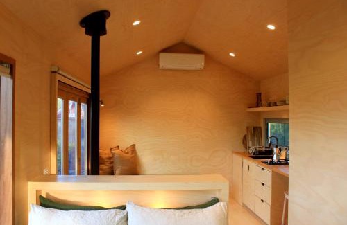 Pokolbin Casa | Hunter Valley Vineyard Cabin by Outpost