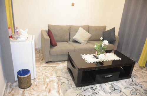 Ogbodjo Apartamento | Hunters Royal