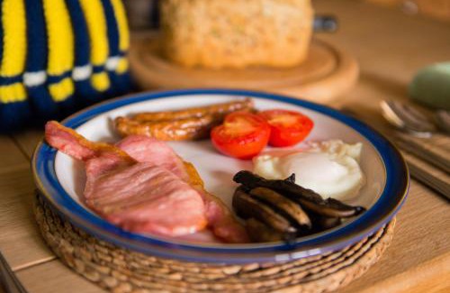 Broadwas Casa | Huntlands Farm Bed & Breakfast