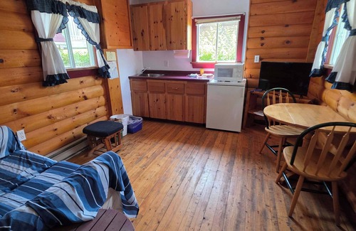 Hunts Point Cabina | Hunts Point 1-BR Coastal Retreat - Cottage # 5