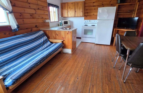 Hunts Point Cabina | Hunts Point 2-BR Coastal Retreat - Cottage # 3
