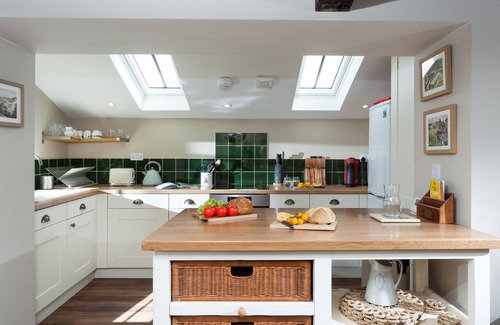 Ilmington Cabaña | Hurdler's Cottage - a mkt - marketing that sleeps 6 guests in 3 bedrooms