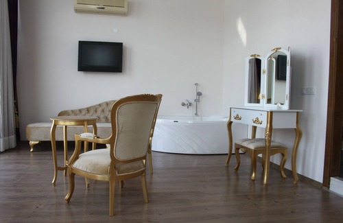 Foca Cama Y Desayuno | Huri & Nuri Hotel