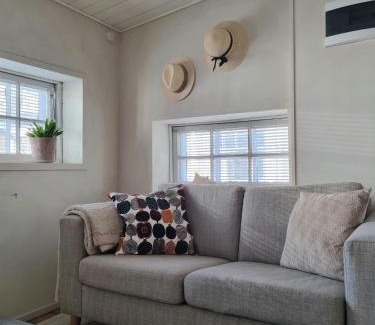 Rauma Apartamento | Hurmaava ullakkoasunto Vanhan Rauman laidalla
