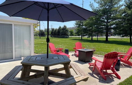 Huron Casa | Huron Lake House Getaway at Old Homestead Beach = Beach & Chill