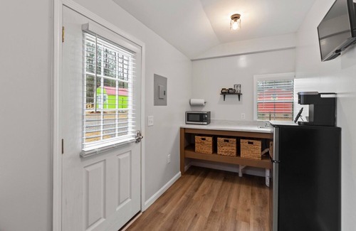 Auburn Cabina | Hurricane- Cozy Tiny House 9 miles to AUBURN AL & Jordan Hare Stadium