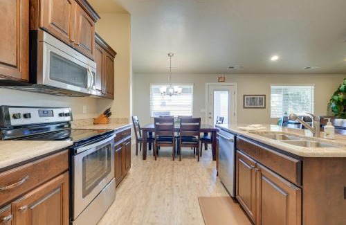 Hurricane Casa | Hurricane Getaway with Private Pool, Mtn Views!