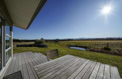 Hurunui Casa | Hurunui River Retreat - Tussock Cottage