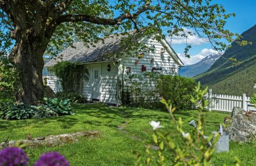 Kinsarvik Casa | Huse Gjestegard