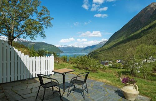Kinsarvik Casa | Huse Gjestegard