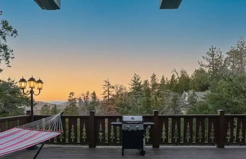Lake Arrowhead Chalet De Esquí | Hush Haus - An A-Frame Chalet with Stunning Views