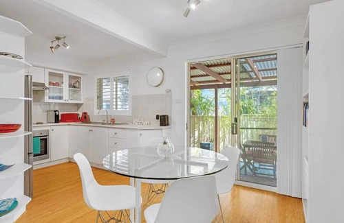 Huskisson Casa | Huskisson Beach Holiday Villa by Experience Jervis Bay