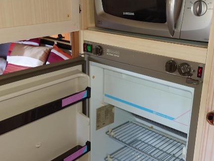 Osthammar Apartamento | Husvagn i lantlig miljö Roslagen