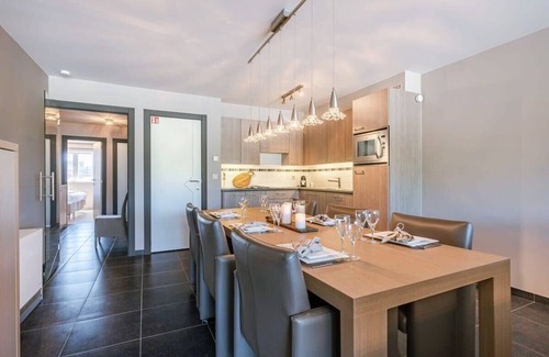 Bredene Apartamento | Huswell - Bright seaside apartment with parking