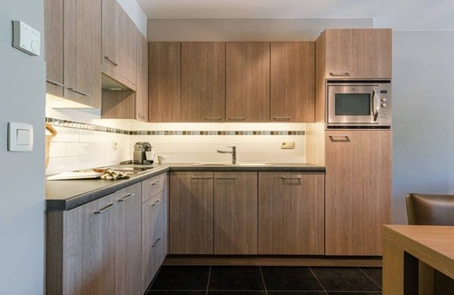 Bredene Apartamento | Huswell - Bright seaside apartment with parking