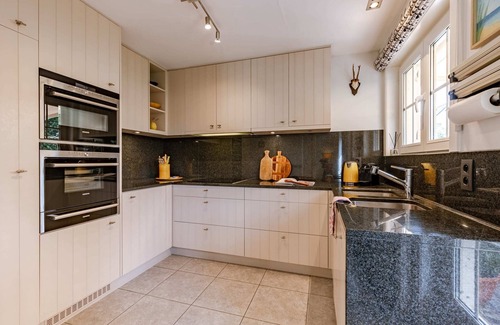 Witte Burg Casa | Huswell - Enjoyable holiday home at Koksijde