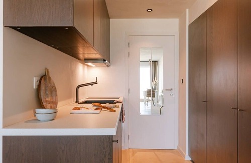 Oostduinkerke-Bad Apartamento | Huswell - Modern studio with magnificent seaview