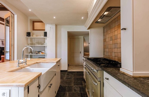 Kunstenkwartier Casa | Huswell - Stay at Cape Montigny in Ghent